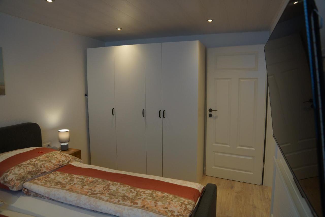 Nordlicht - Moderne Im Souterrain Apartment